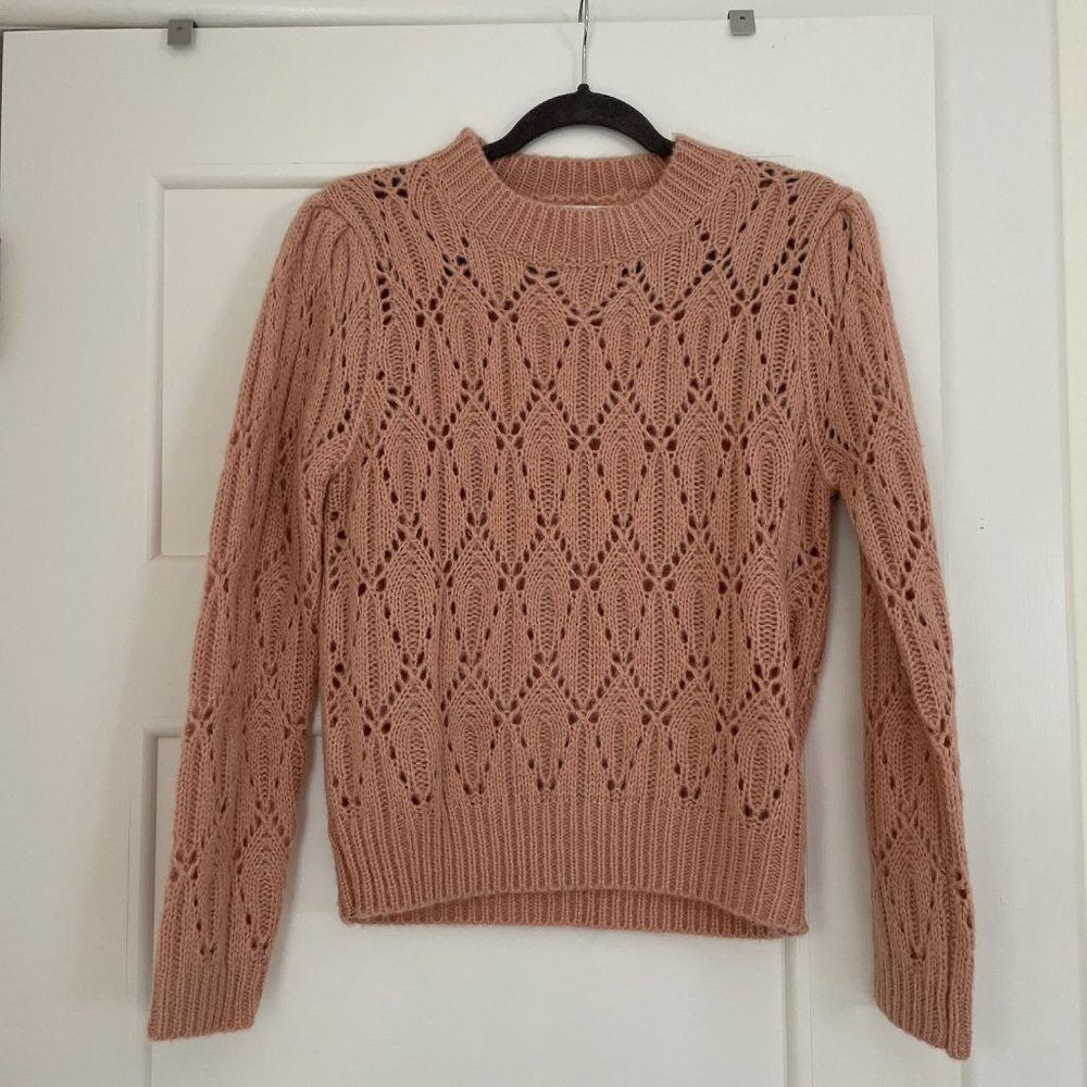 NWOT ASTR Soft Pink Knit Sweater Size Medium
